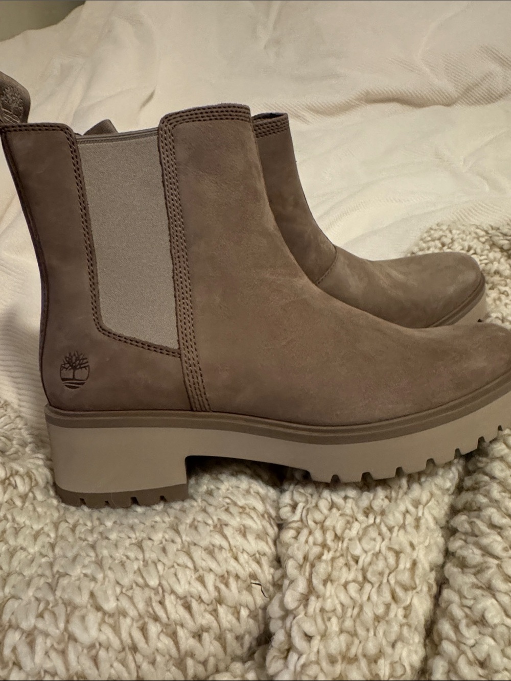 Timberland Women's Taupe Suede Chelsea Lug Boots